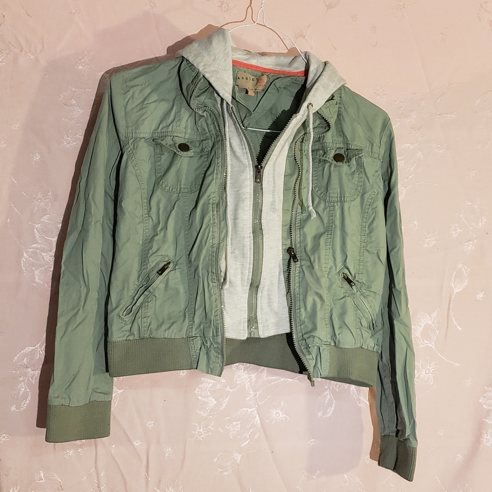 Light weight coat